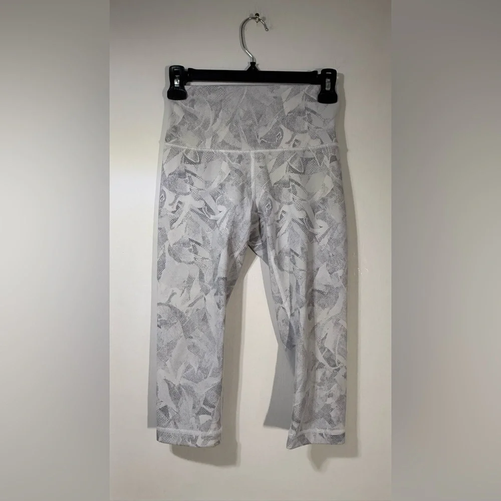 Lululemon Train Times Crop Jasmine White Multi